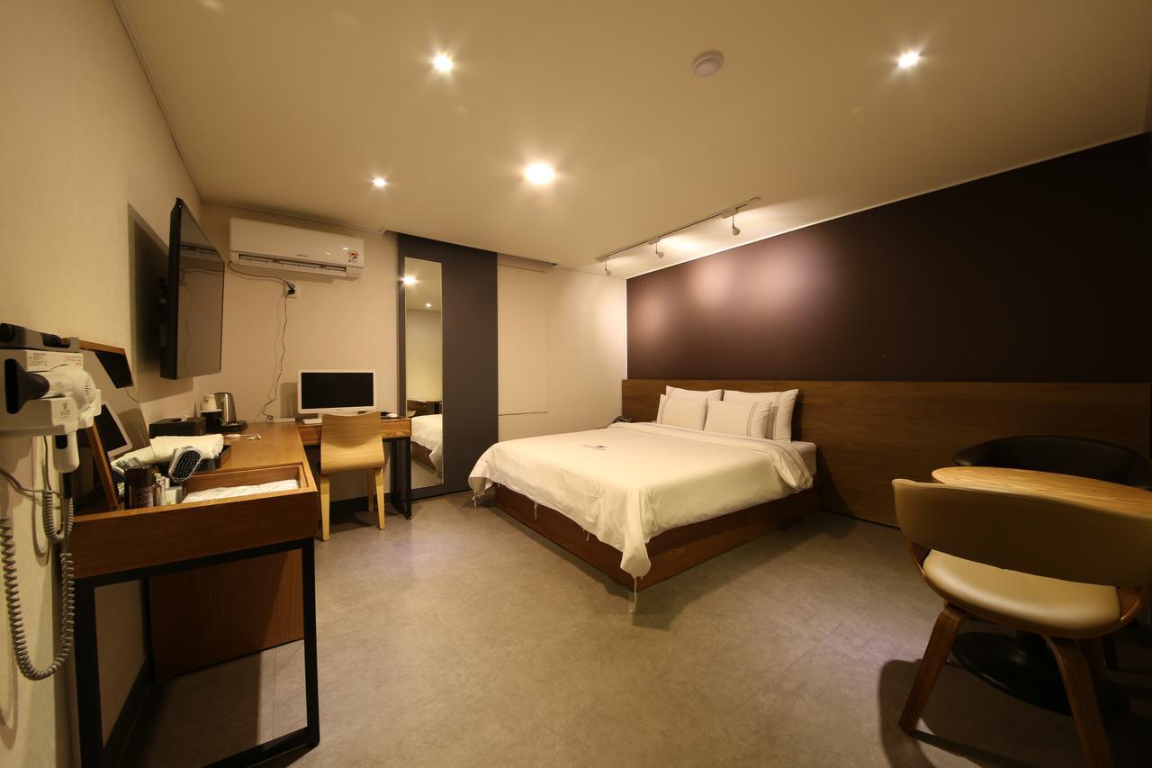 Winner Hotel Jeonju Εξωτερικό φωτογραφία